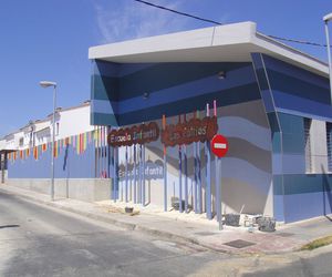 Fachada Sur Escuela Intantil "LOS PALITOS"