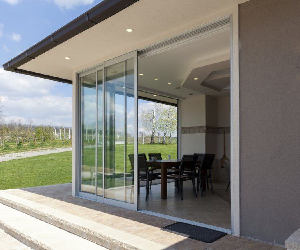 ¿Por qué elegir aluminio para cerrar tu terraza? Durabilidad, diseño y confort