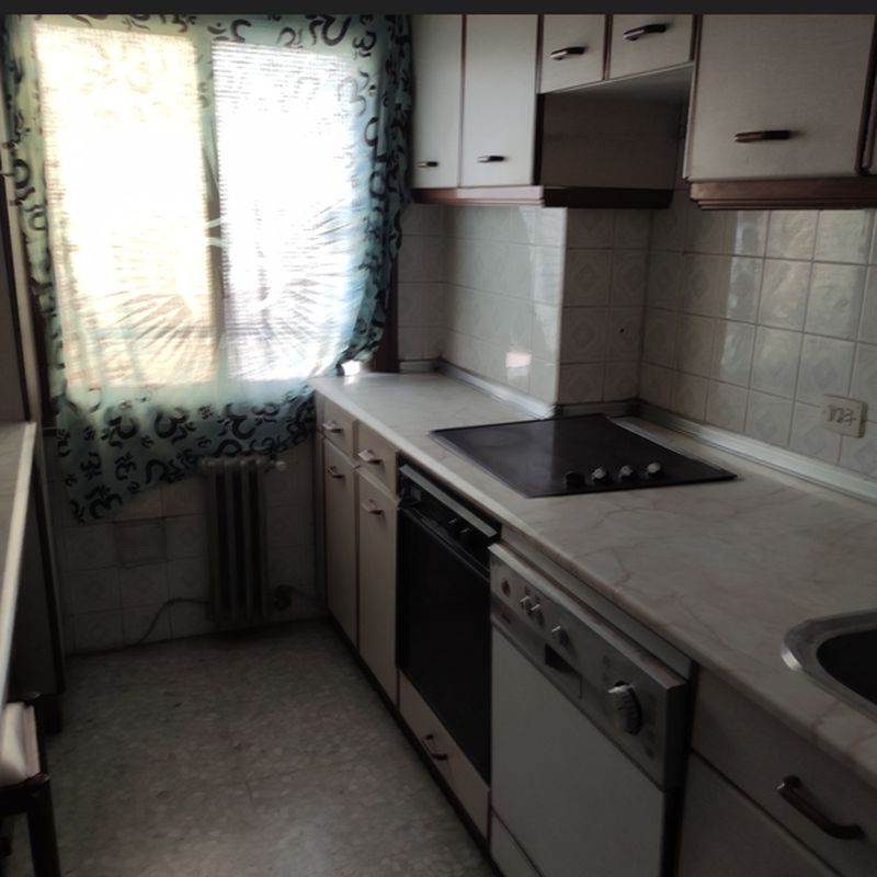 Sector Centro, Avenida Cesar Augusto nº 5, 4 dormitorios, reformar:  de Fincas Goya