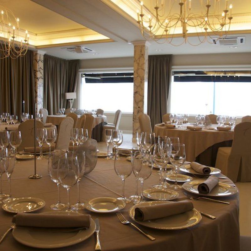 Nuestro Restaurante: Servicios de Tamarises Izarra