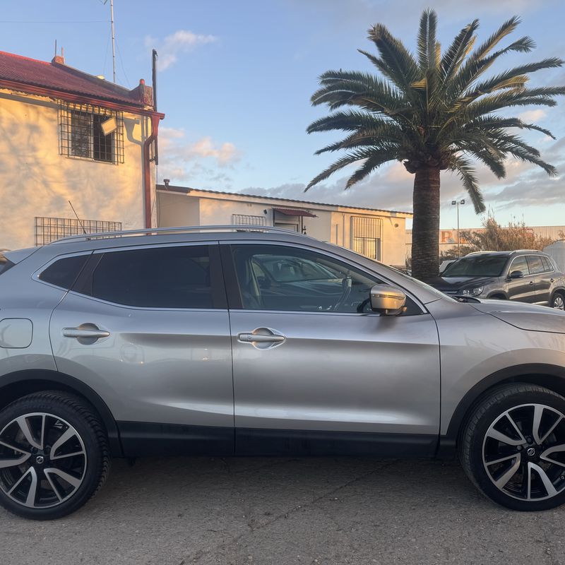 Nissan Qashqai 1.6 dci 130 cv del 2015 con 158.000 km: Stock de Vehículos de El Truekke