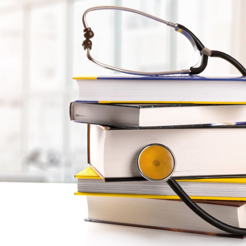 TRADUCCIÓN DE INFORMES MÉDICOS Y PERICIALES.: TRADUCCIONES- INTERPRETACIONES de Traducciones Bonjour