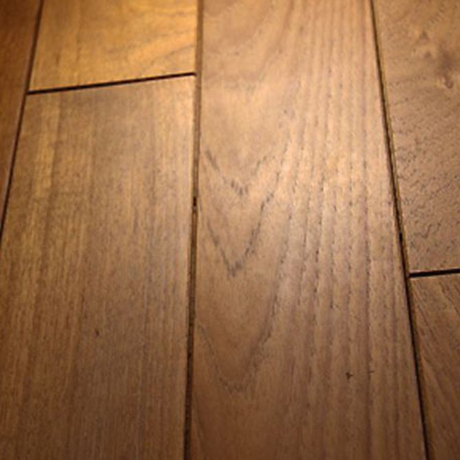 Varios modelos de suelos de madera para interior
