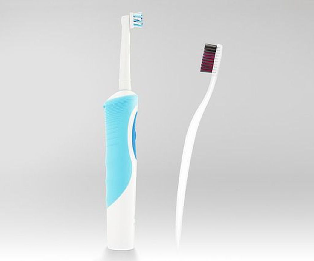 Cómo usar correctamente el cepillo de dientes eléctrico