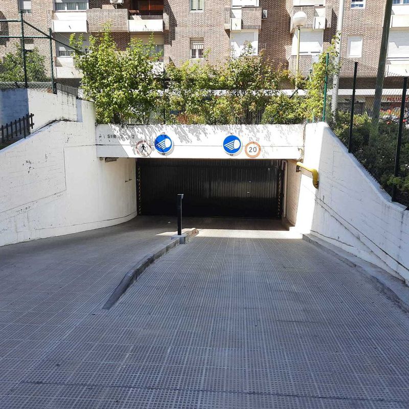 Plaza de garaje en Bª de la Estrella:  de Vicente Palau Jiménez - Agente Inmobiliario