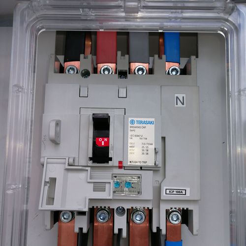Instalador electricista autorizado en Lleida
