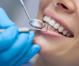 Prótesis dentales: Catálogo de J&D Clínica Dental