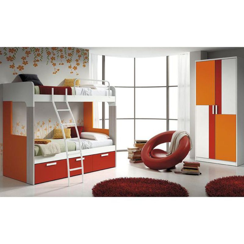 Litera dos camas con escalera. Naranjas y blancos. Aspecto moderno al mejor