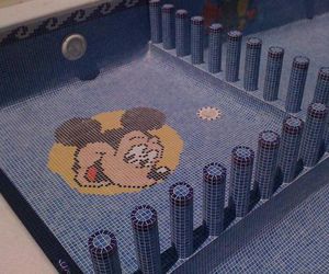 Construcción de piscinas con mosaicos de gresite
