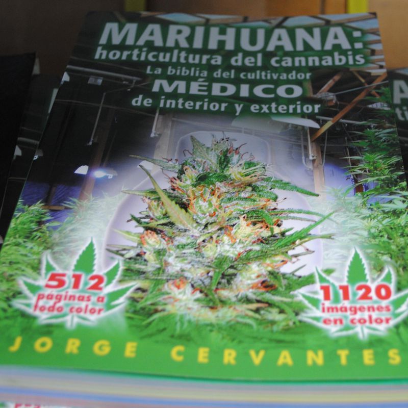 Marihuana: Horticultura del cannabis de Jorge Cervantes: Productos y Servicios de Sinsemilla Inca
