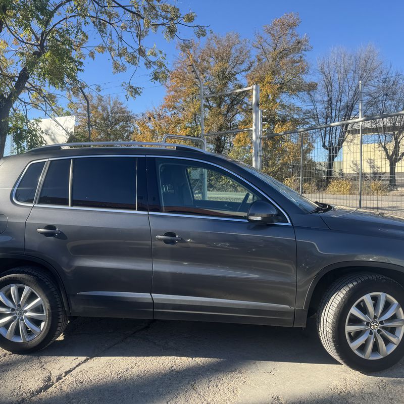 Volkswagen Tiguan 4 Motion 2.0 tdi 140 cv del 2013 con solo 160.000 km: Stock de Vehículos de El Truekke