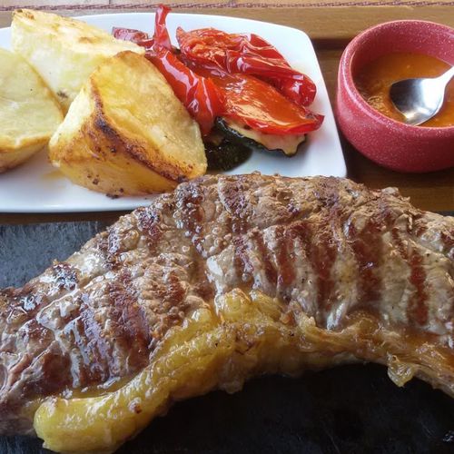As mellores carnes galegas, en Restaurante  Portovello