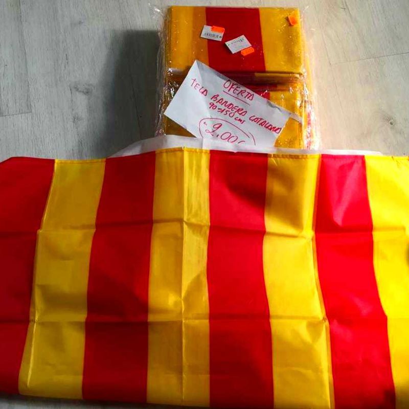 Tela Bandera Catalana MEDIDAS:1,50 x 0,90 m. PRECIO: 2,50 €