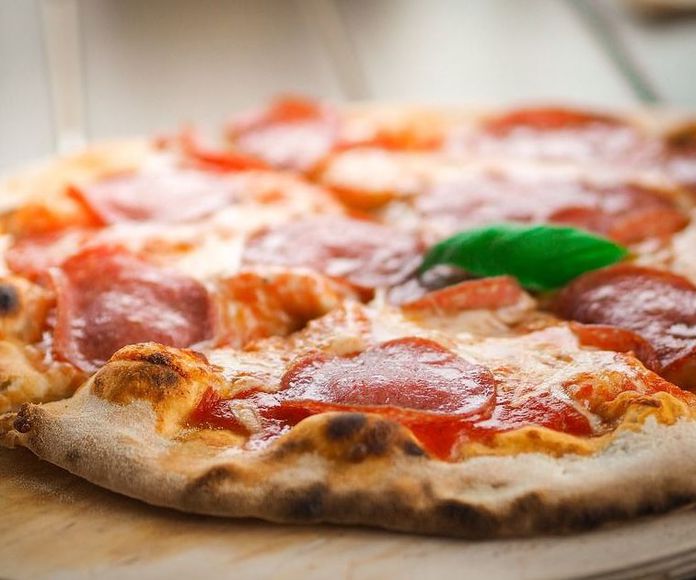 Día especial de la pizza: Servicios  de Bingo El Cid
