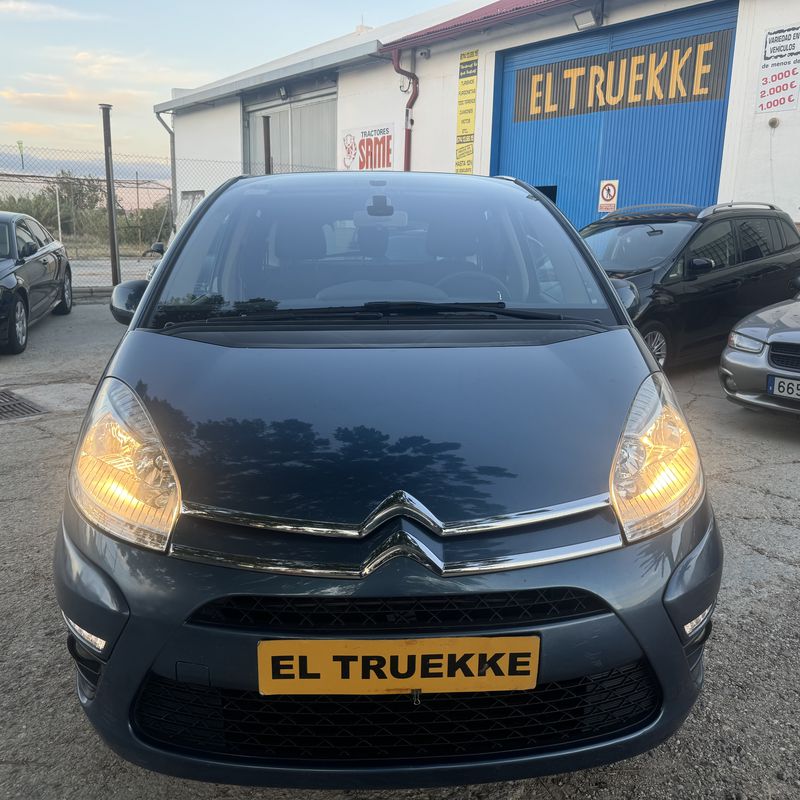 Citroen c 4 Picasso 1.6 hdi 110 cv del 7/2011 con 221.000 km: Stock de Vehículos de El Truekke