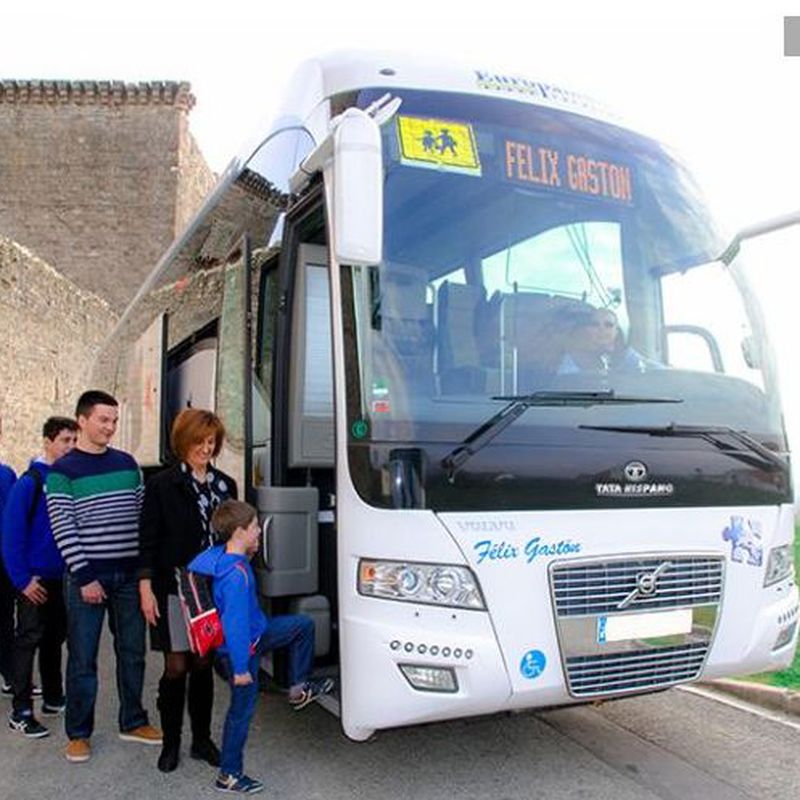 Transporte escolar: Servicios de Autocares Félix Gastón