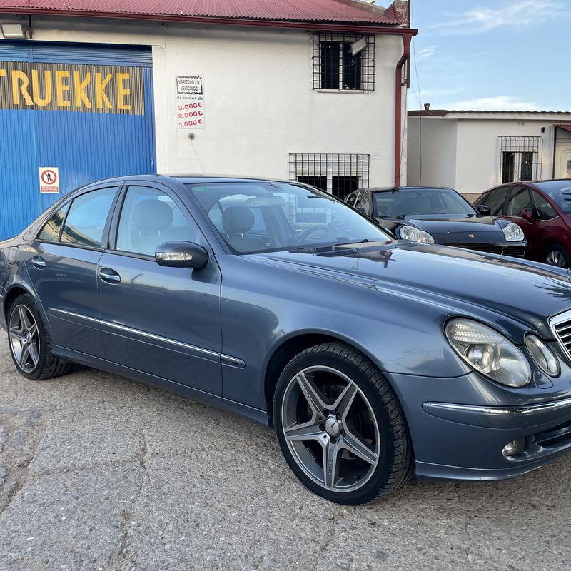 Mercedes E 320 Cdi 225 cv del 2006 con 230.000 km: Stock de Vehículos de El Truekke