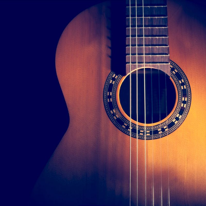 Guitarra modelo 3C: Productos y servicios de PENTAGRAMA