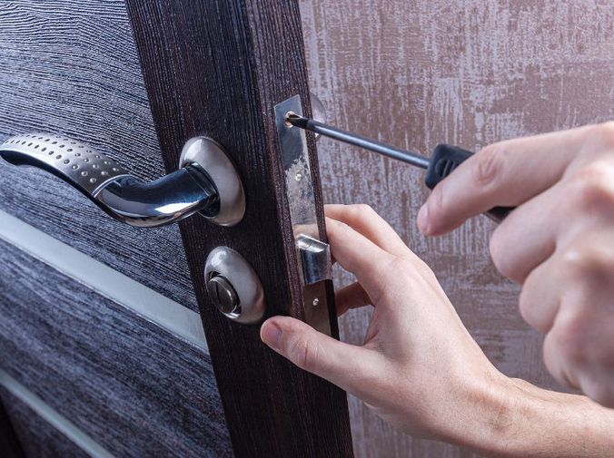 Cambiar la cerradura de una puerta exterior: todo lo que debes saber -  Click Cerrajeros
