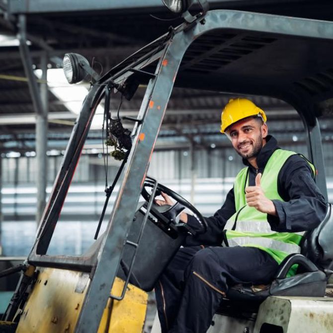 Beneficios del alquiler a corto plazo de plataformas elevadoras