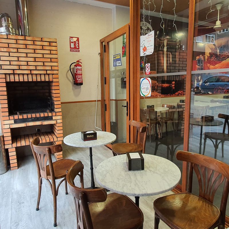 Ven a Café Rodríguez:  de CAFÉ BAR NUEVO MUNDIAL 82 - 1
