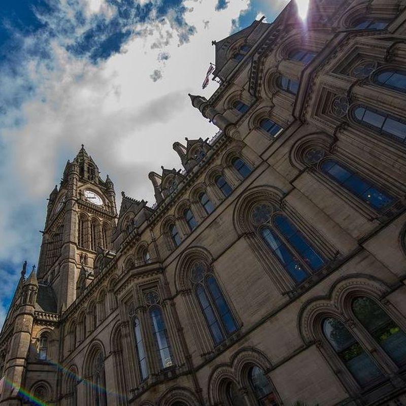 CURSO PARA ADULTOS EN MANCHESTER, REINO UNIDO: Cursos de Oxford School of English