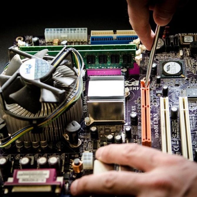 Apuesta por reparar y mejorar tu ordenador