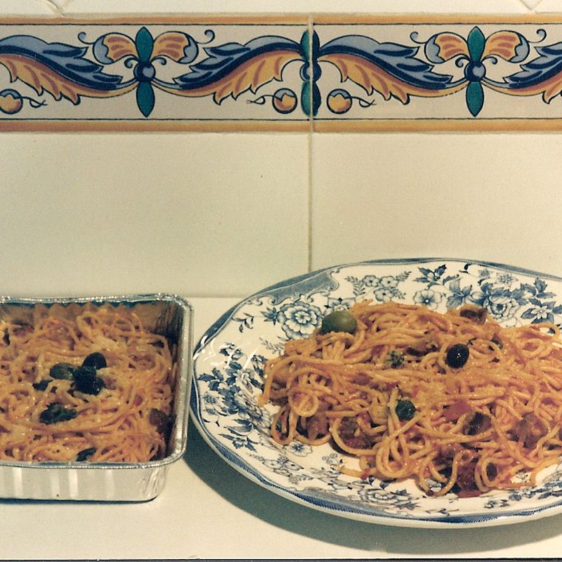 2 - Espaguetis de Carne Gratinados.: Menú, Martes 3 octubre de La Olla