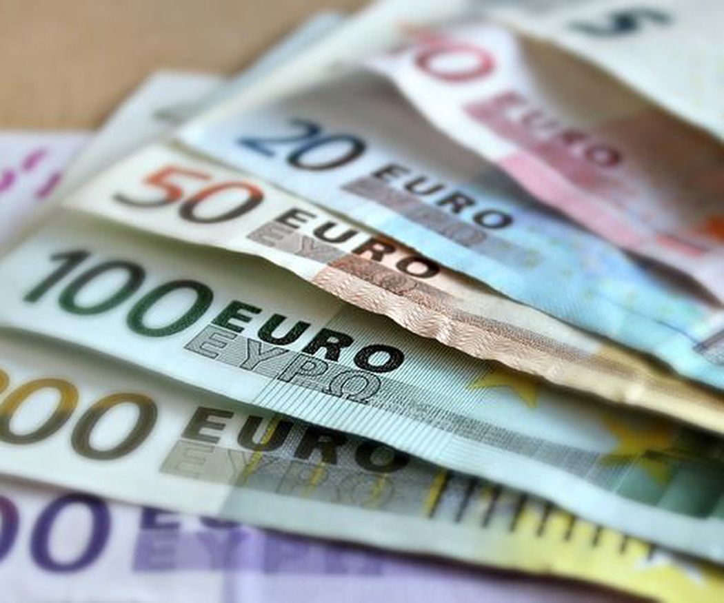 ¿Cómo se juega al Euromillones?