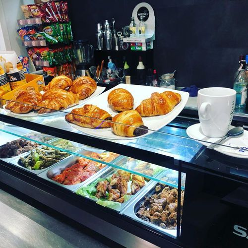 Ven a desayunar con nosotros