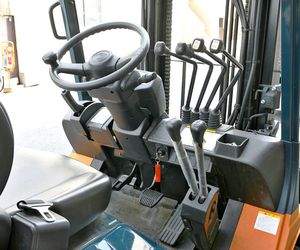 Compra y venta de maquinaria industrial