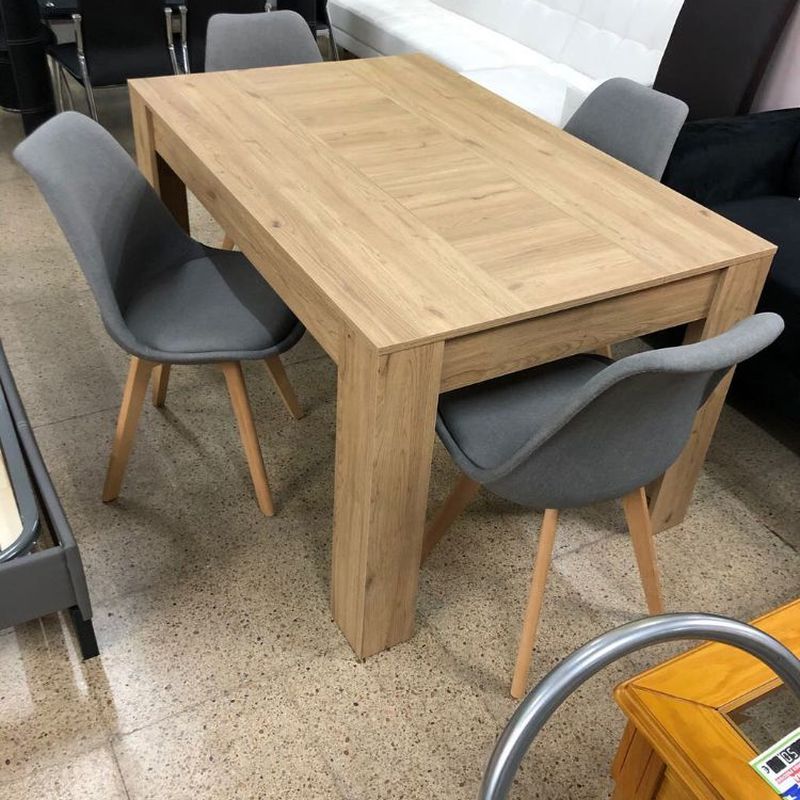 Mesa madera y 4 sillas grises: Productos de Remar Castellón