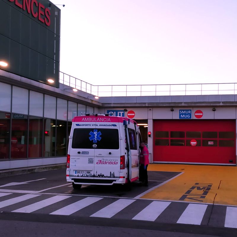 SVA en CLINIQUE UNIVERSITAIRE SAINT LUC  - BRUSELAS (BÉLGICA) Repatriación de paciente hasta hospital en MADRID