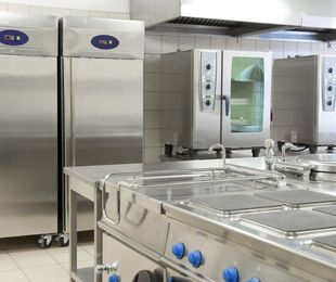Maquinaria esencial para restaurantes: Equipos clave para una operación eficiente