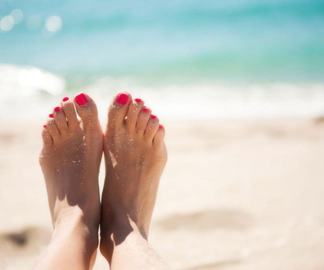 Consejos para que tus pies luzcan perfectos este verano
