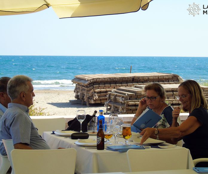 Almuerza en Restaurante La Marina