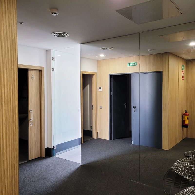 Oficinas en venta en Las Tablas, ideal para Co-working. 662 m² en 3ª planta:  de Vicente Palau Jiménez - Agente Inmobiliario