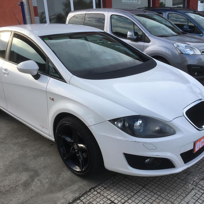 SEAT LEON 1.6TDI  COPA 105CV: VEHÍCULOS de Ocasión A Lagoa Ribadumia