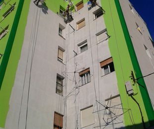 Revestimiento y pintura de fachada  verticalistas Santander-Torrelavega.