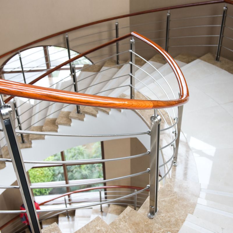 Limpiezas de escaleras: Servicios de Servineteja