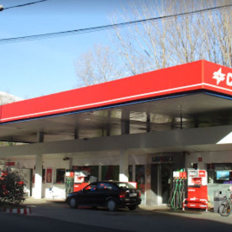 Gasolinera: Servicios de Gasolinera Aínsa