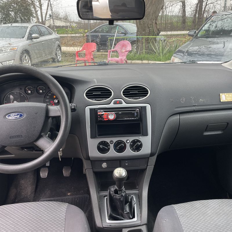 Ford focus 1.6 hdi 90 cv del 2005 con 230.000 km: Stock de Vehículos de El Truekke