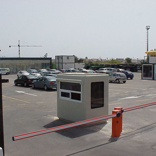 1,50x 2,20 m. control entrada en aeropuerto