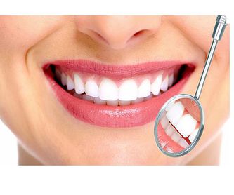 Implantes: Especialidades de Clínica Dental Martín