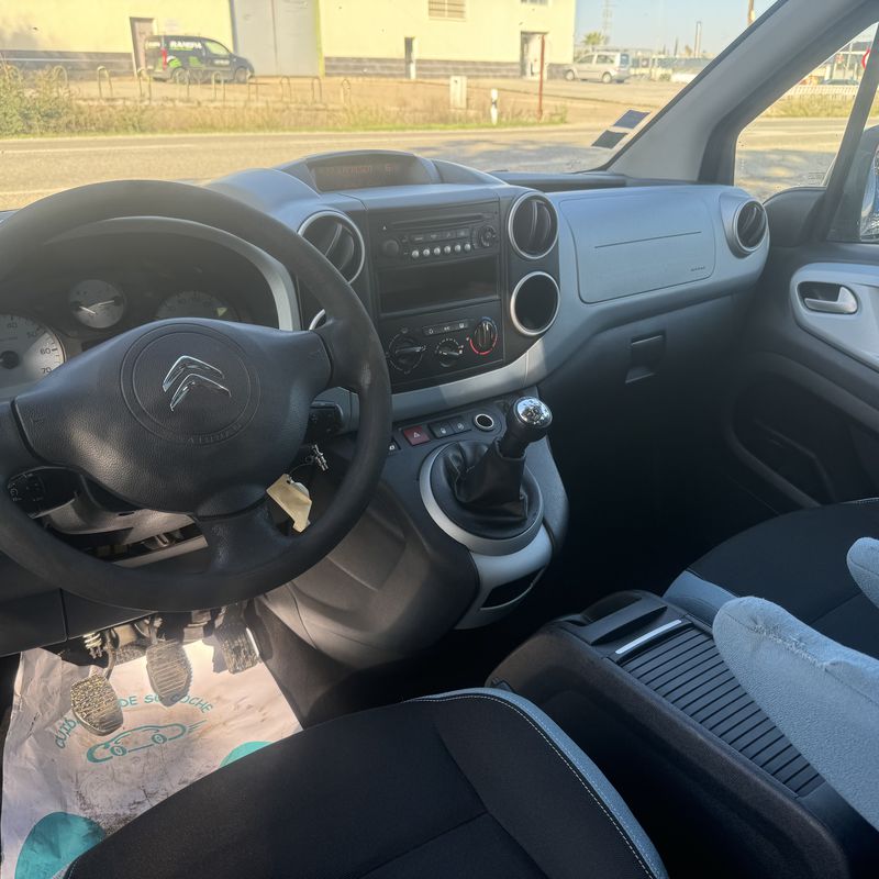 Citroen berlingo 1.6 hdi 92 cv multispace 2013 con 220.000 km: Stock de Vehículos de El Truekke