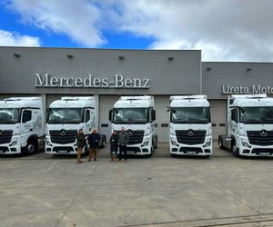 ENTREGA NUEVOS CAMIONES MERCEDES