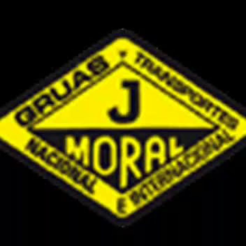 20 años con nuestra grúa: Servicios de Grúas J. Moral