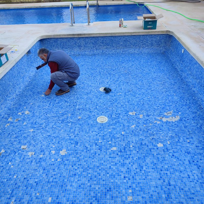 Reparación de piscinas: Servicios de Mantenimiento Aspi