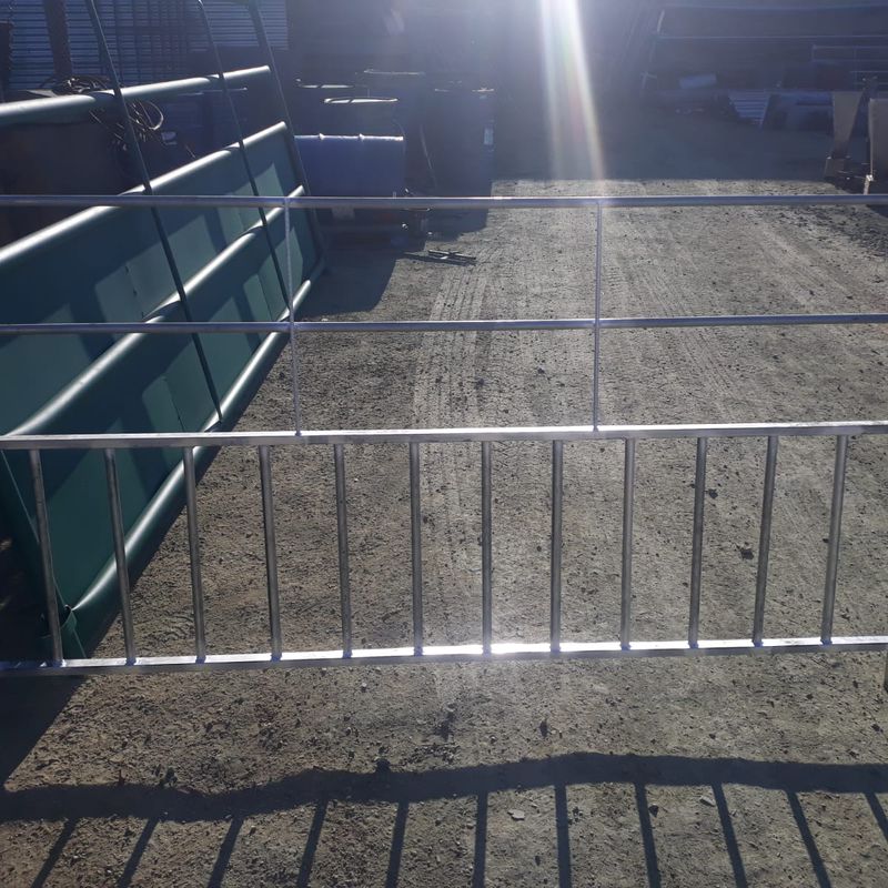 OVCA38 TELERA CON PASO DE CORDEROS GALVANIZADA: NUESTROS PRODUCTOS de Grupo Medina
