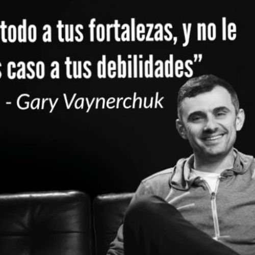 "Lo blando es más fuerte que lo duro; el agua es más fuerte que la roca, el amor es más fuerte que la violencia." -Hermann Hesse